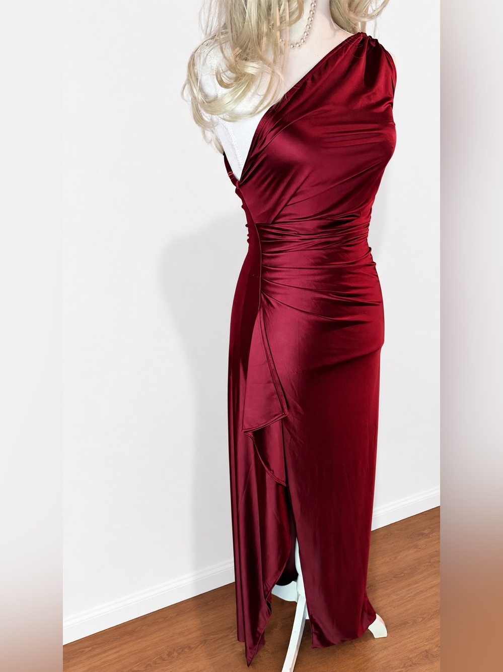 OYS Elegant Burgundy Ruched Satin Evening Dress